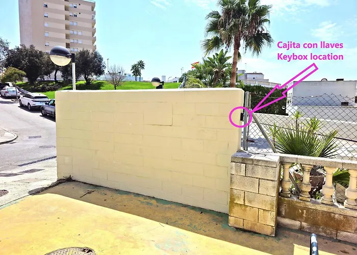 On Beach Deluxe Apartment With Pools And Own Garden