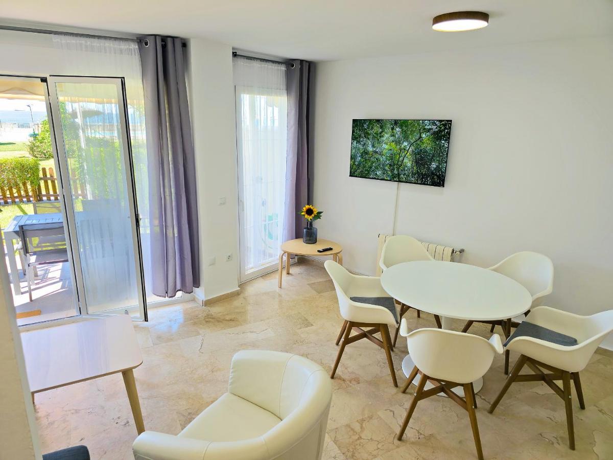 Apartment On Deluxe With Pools And Own Garden El Puerto de Santa María